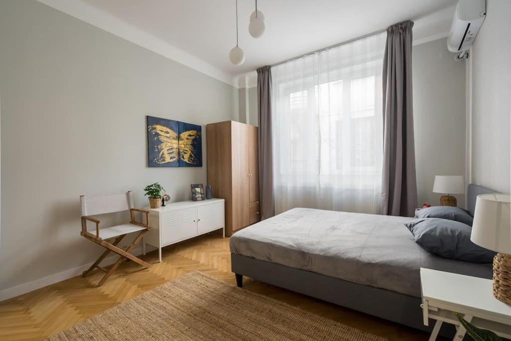 Exquisite Art Deco 2Br Apartment Prime Location Бухарест Экстерьер фото